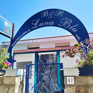 Pensión Luna Blu, Carbonia